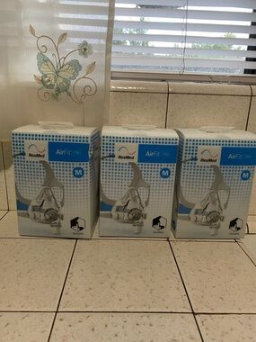 Lot of 3 ResMed AirFit F20 Medium Full Face Mask.BRAND NEW IN ORIGINAL PACKAGING